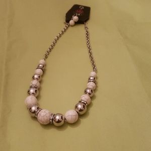 Necklace w earrings